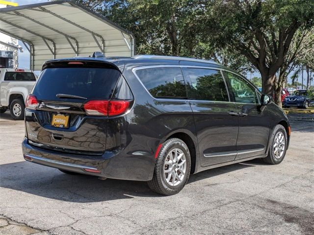 2020 Chrysler Pacifica Touring-L