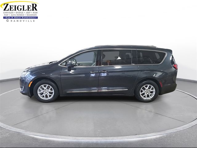 2020 Chrysler Pacifica Touring-L