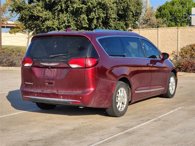 2020 Chrysler Pacifica Touring-L