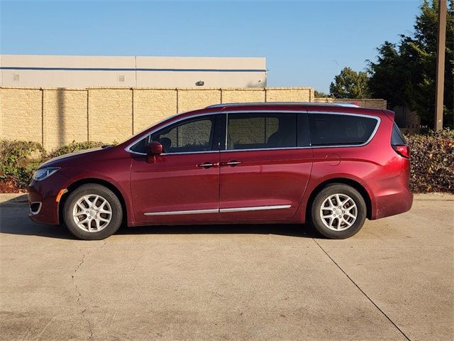 2020 Chrysler Pacifica Touring-L