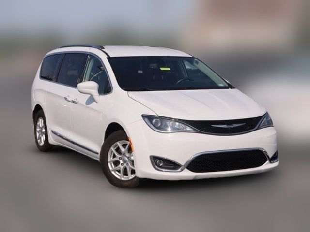 2020 Chrysler Pacifica Touring-L