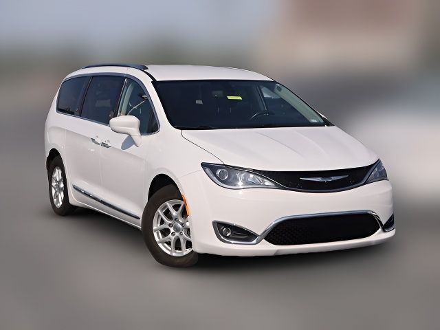 2020 Chrysler Pacifica Touring-L