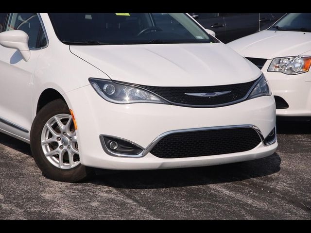 2020 Chrysler Pacifica Touring-L