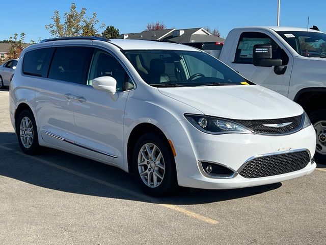 2020 Chrysler Pacifica Touring-L