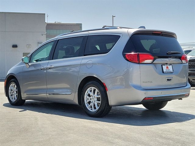 2020 Chrysler Pacifica Touring-L