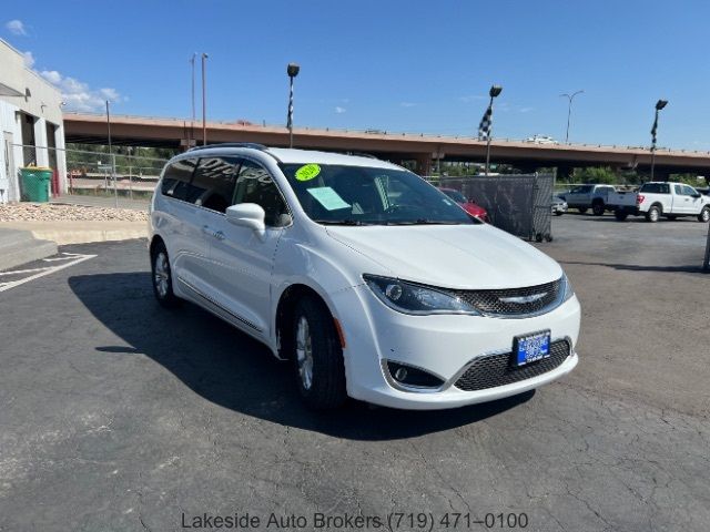 2020 Chrysler Pacifica Touring-L