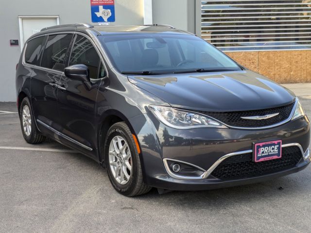 2020 Chrysler Pacifica Touring-L