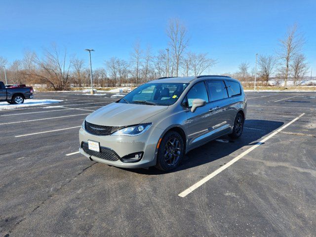 2020 Chrysler Pacifica Touring-L