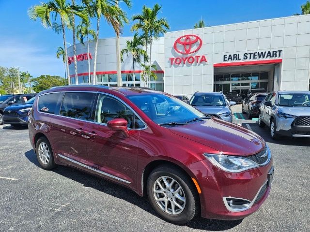 2020 Chrysler Pacifica Touring-L