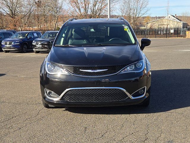 2020 Chrysler Pacifica Touring-L