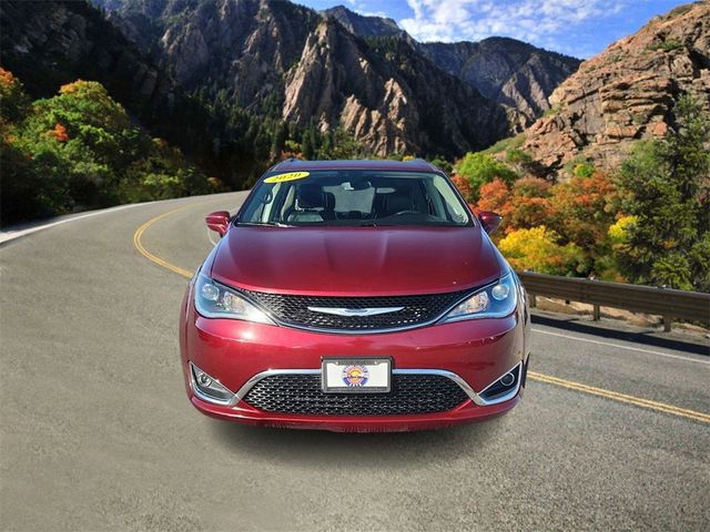 2020 Chrysler Pacifica Touring-L