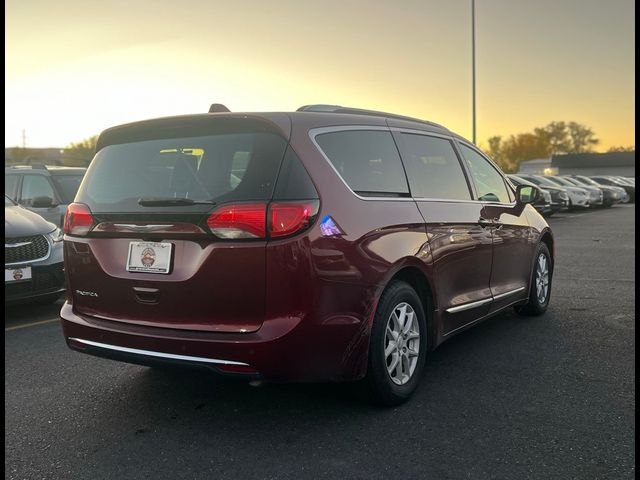 2020 Chrysler Pacifica Touring-L