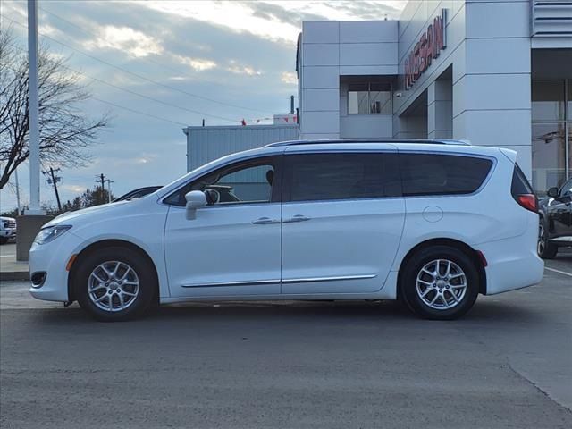 2020 Chrysler Pacifica Touring-L