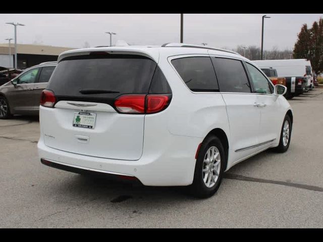 2020 Chrysler Pacifica Touring-L