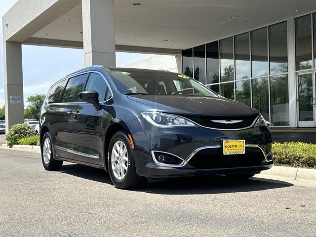 2020 Chrysler Pacifica Touring-L