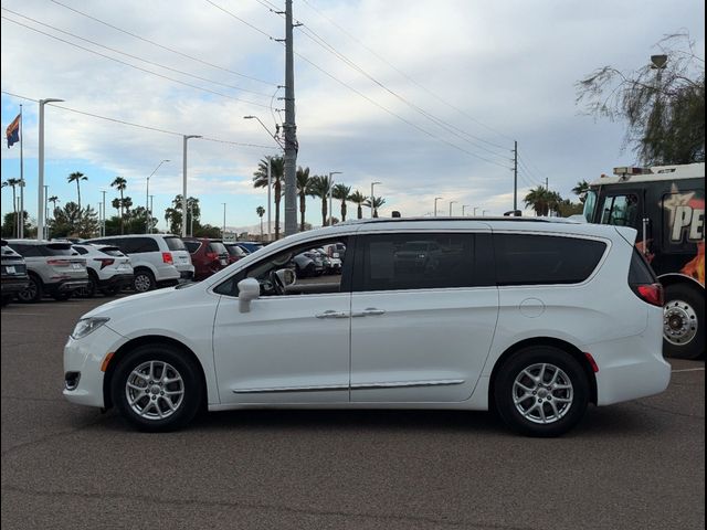 2020 Chrysler Pacifica Touring-L