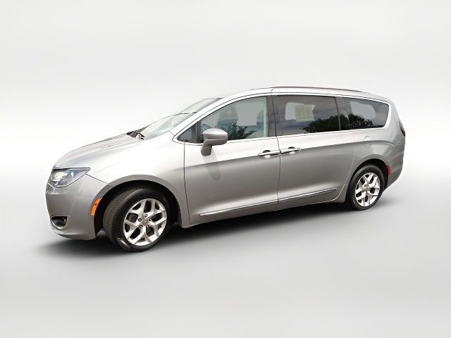2020 Chrysler Pacifica Touring-L