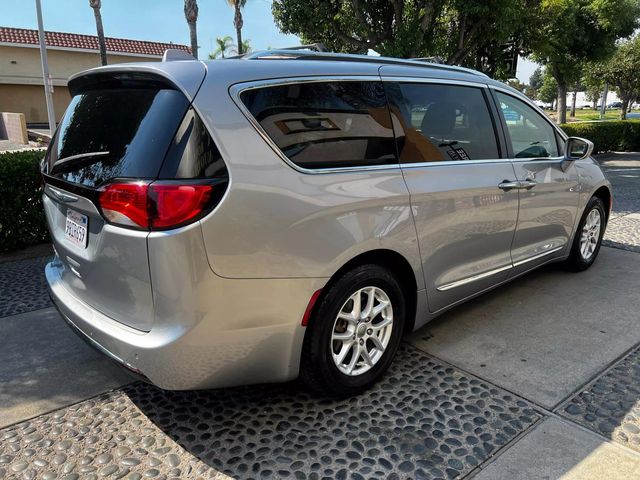 2020 Chrysler Pacifica Touring-L