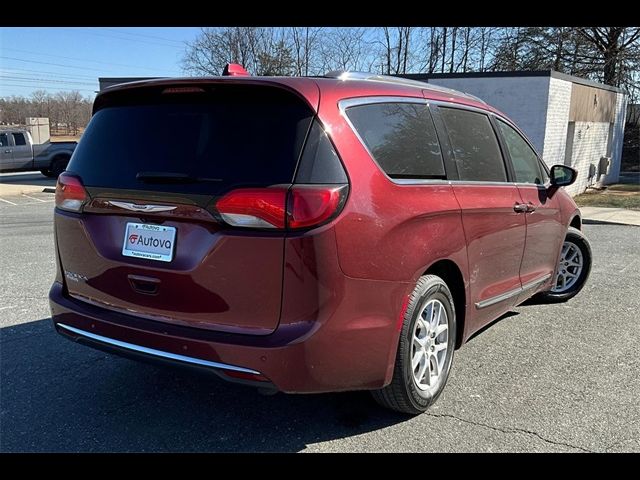 2020 Chrysler Pacifica Touring-L