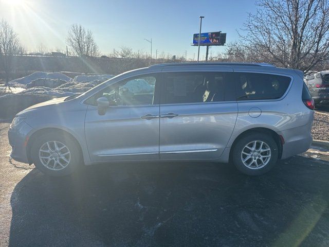 2020 Chrysler Pacifica Touring-L