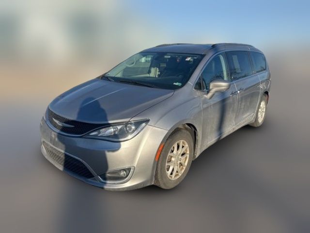 2020 Chrysler Pacifica Touring-L