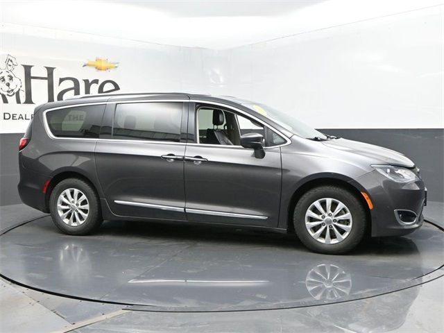 2020 Chrysler Pacifica Touring-L