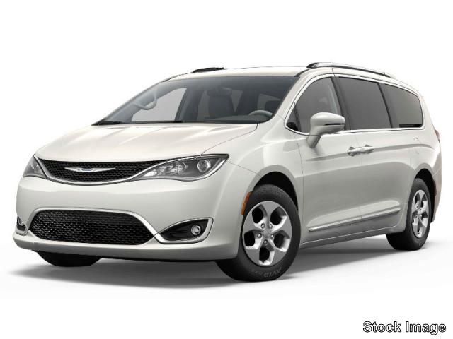 2020 Chrysler Pacifica Touring-L