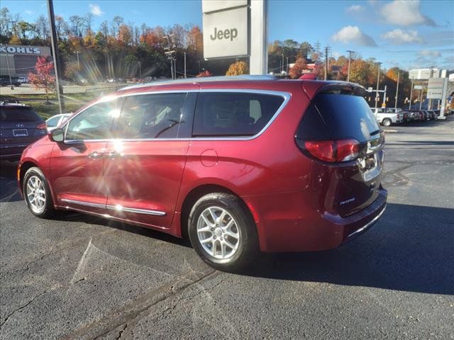 2020 Chrysler Pacifica Touring-L