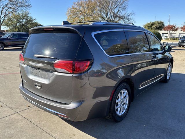 2020 Chrysler Pacifica Touring-L