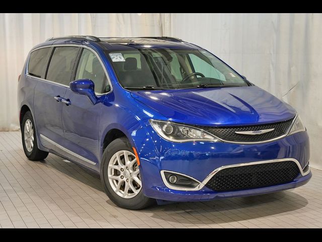 2020 Chrysler Pacifica Touring-L