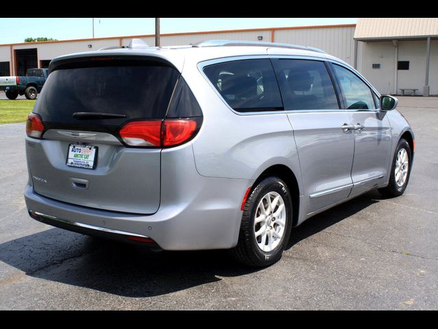 2020 Chrysler Pacifica Touring-L