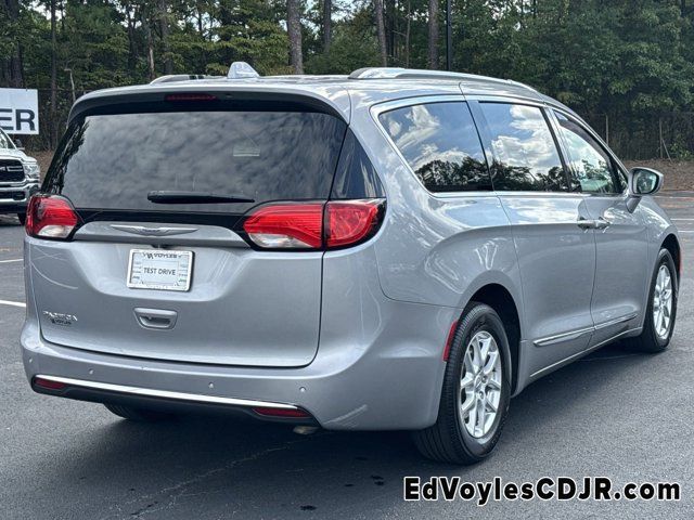 2020 Chrysler Pacifica Touring-L