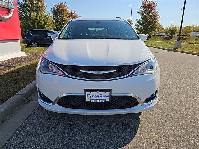 2020 Chrysler Pacifica Touring-L