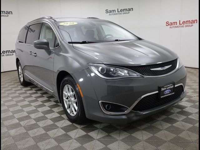 2020 Chrysler Pacifica Touring-L