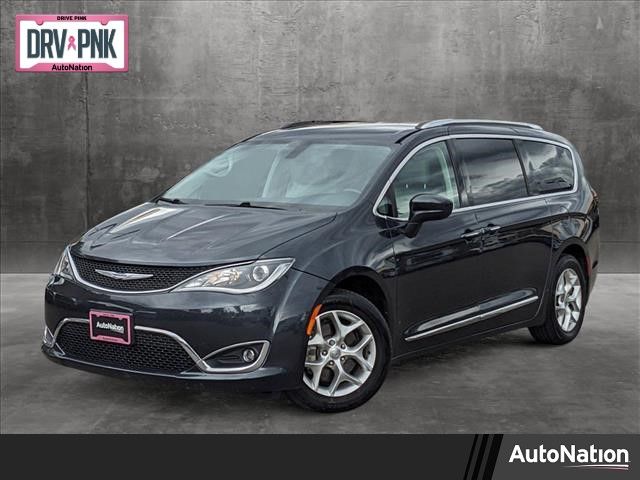 2020 Chrysler Pacifica Touring-L