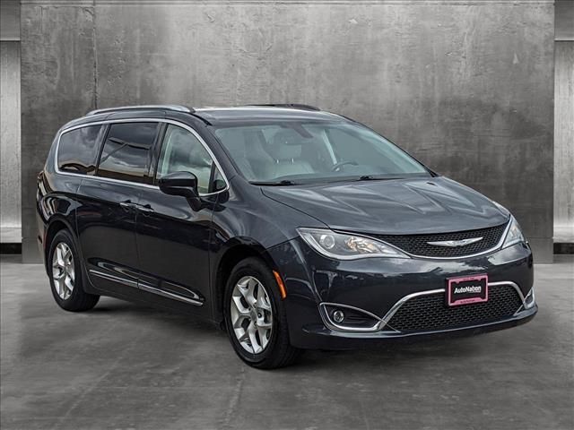 2020 Chrysler Pacifica Touring-L