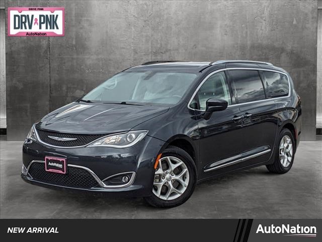 2020 Chrysler Pacifica Touring-L