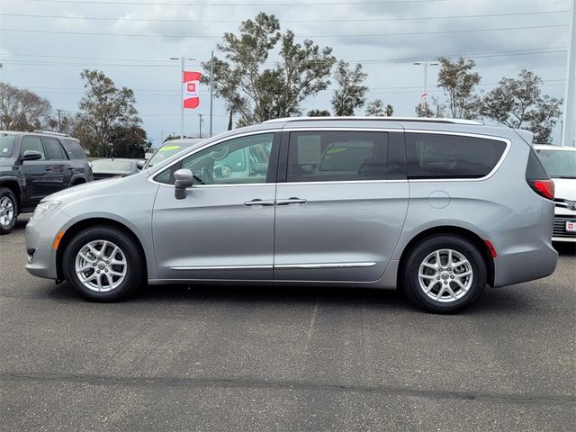 2020 Chrysler Pacifica Touring-L