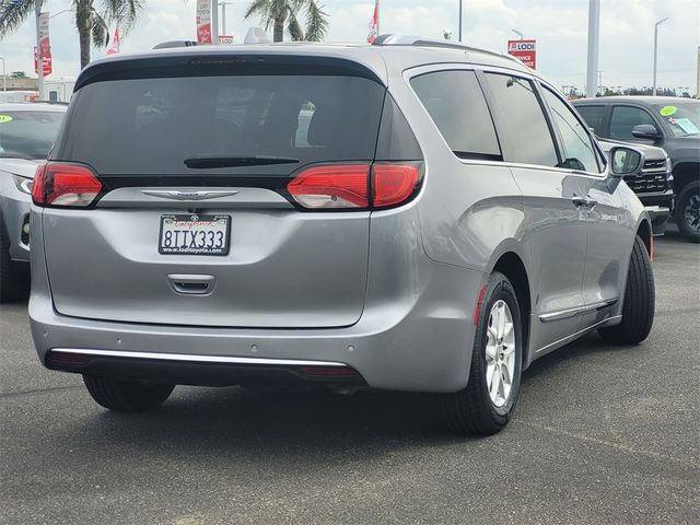 2020 Chrysler Pacifica Touring-L