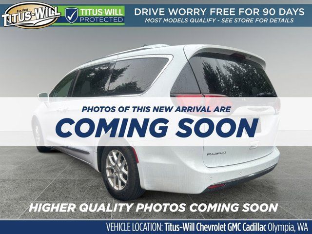 2020 Chrysler Pacifica Touring-L