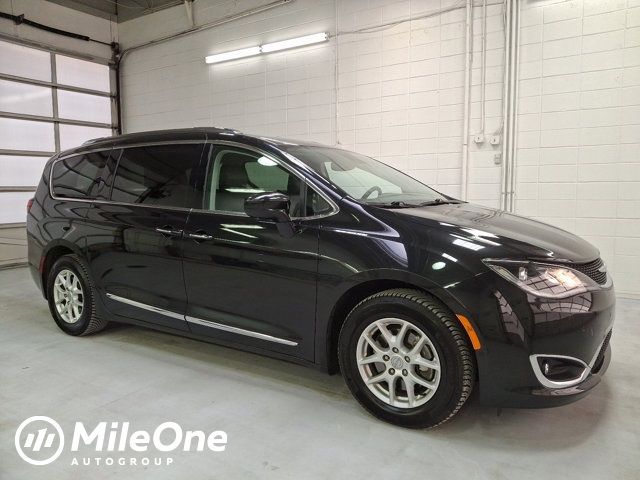 2020 Chrysler Pacifica Touring-L