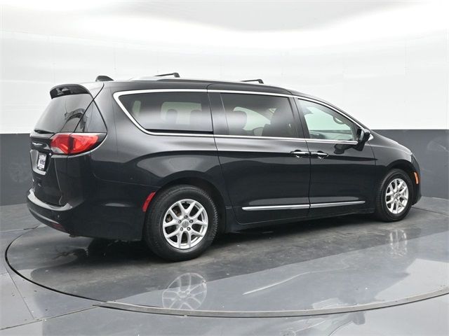 2020 Chrysler Pacifica Touring-L