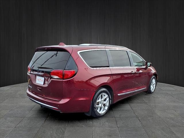 2020 Chrysler Pacifica Touring-L