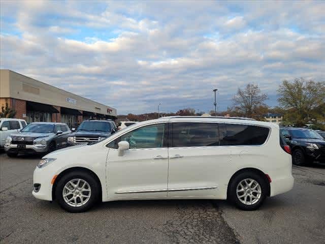 2020 Chrysler Pacifica Touring-L