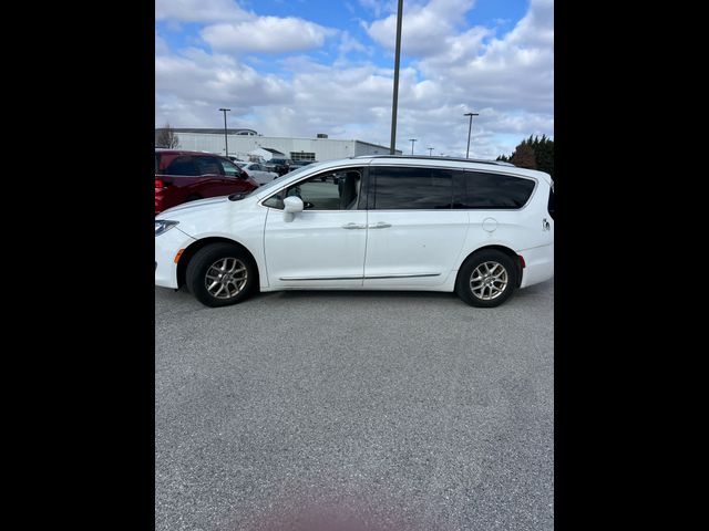 2020 Chrysler Pacifica Touring-L