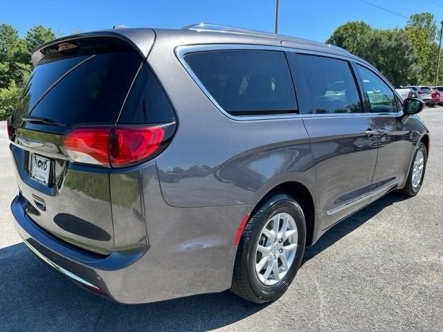 2020 Chrysler Pacifica Touring-L