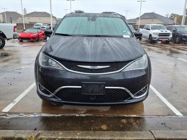 2020 Chrysler Pacifica Touring-L