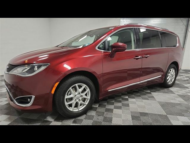 2020 Chrysler Pacifica Touring-L