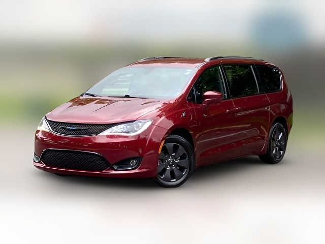 2020 Chrysler Pacifica Hybrid Touring L