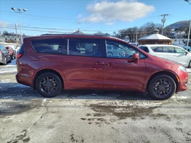 2020 Chrysler Pacifica Launch Edition